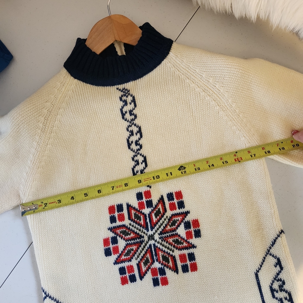 Vintage Fair Isle Nordic Ski Turtleneck Sweater Beige 1970s 1980s Size Small - Picture 10 of 10